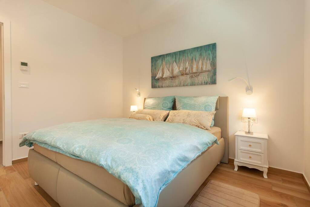 Apartment Capo D'Oro Ровин Екстериор снимка