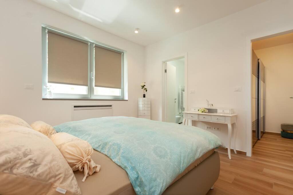 Apartment Capo D'Oro Ровин Екстериор снимка